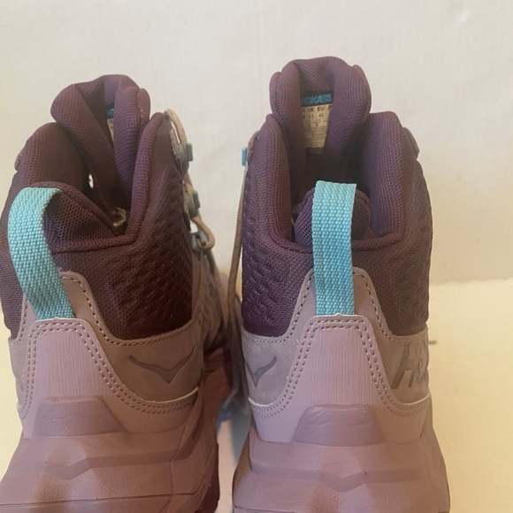 Hoka hiking shoes - Picture 4 of 7